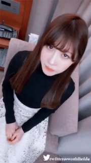 女主播级漂亮2字OL 真 清纯系港区妹子是喜欢肉棒的痴女婊子 亲吻到无套插入